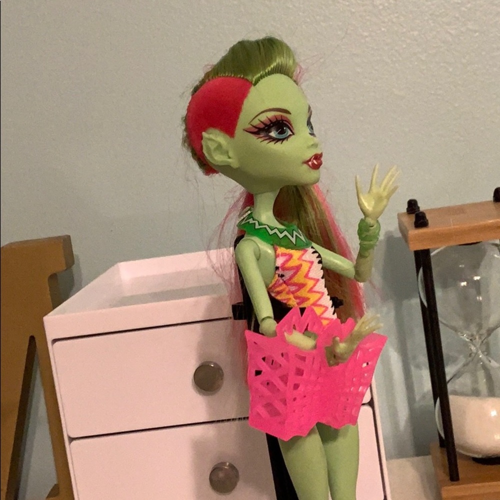 Monster High Dolls: Venus McFlytrap